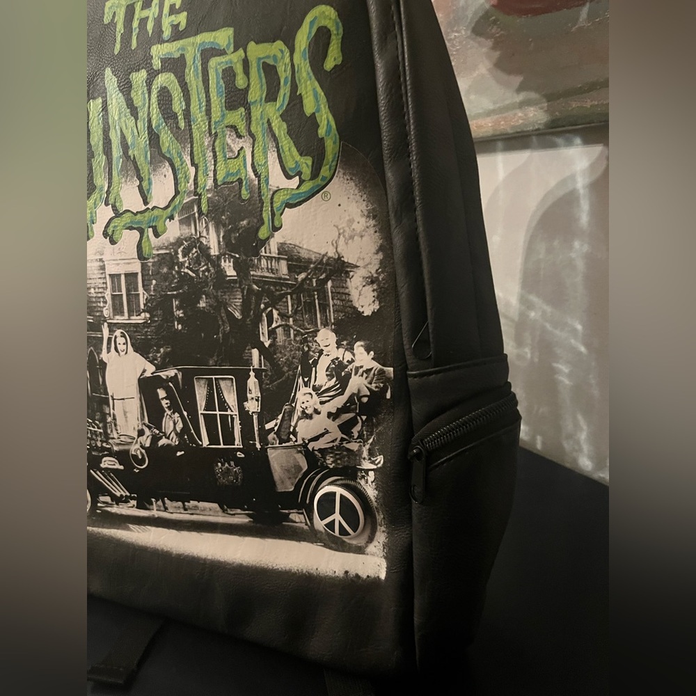 The Munsters Backpack - Picture 4 of 7